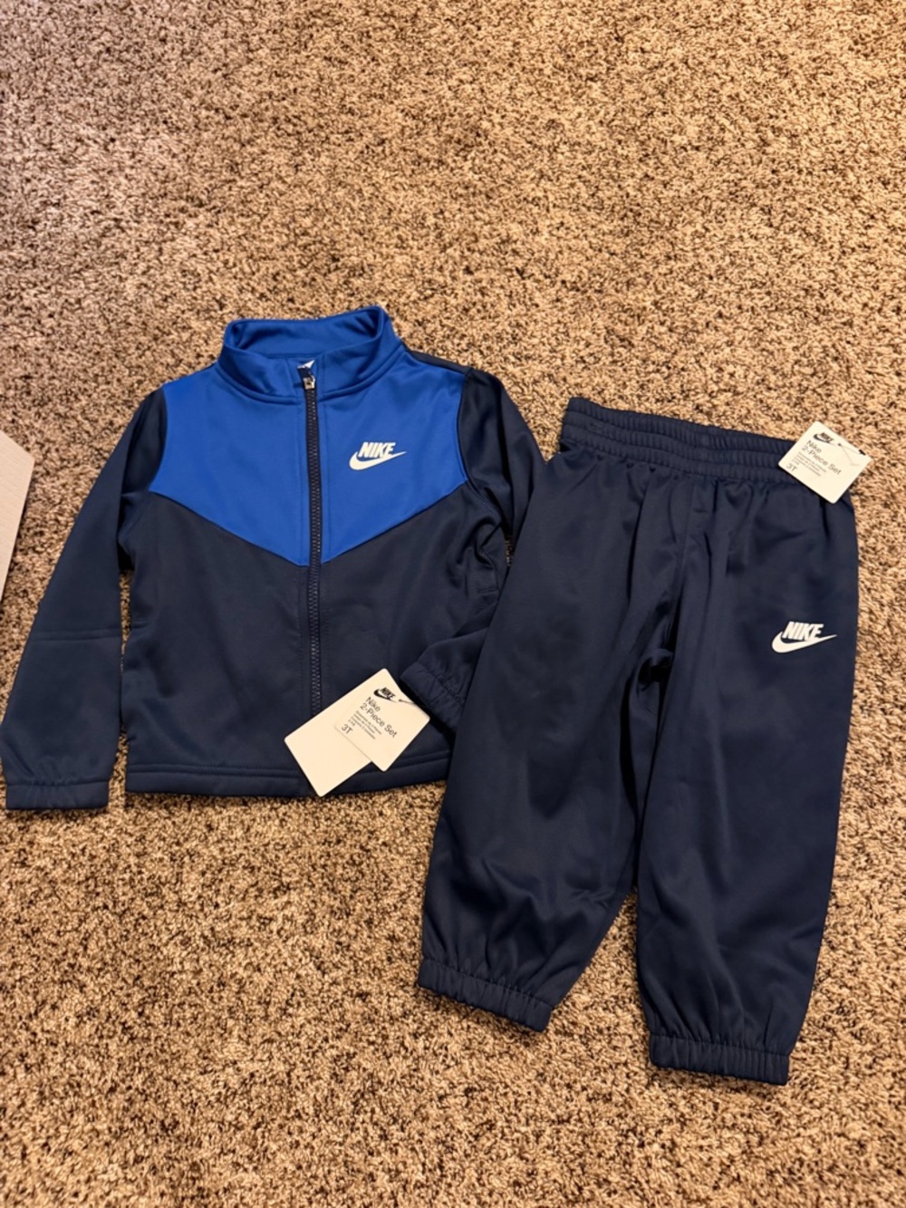 Toddler Nike 2 Piece Outfit Set NWT